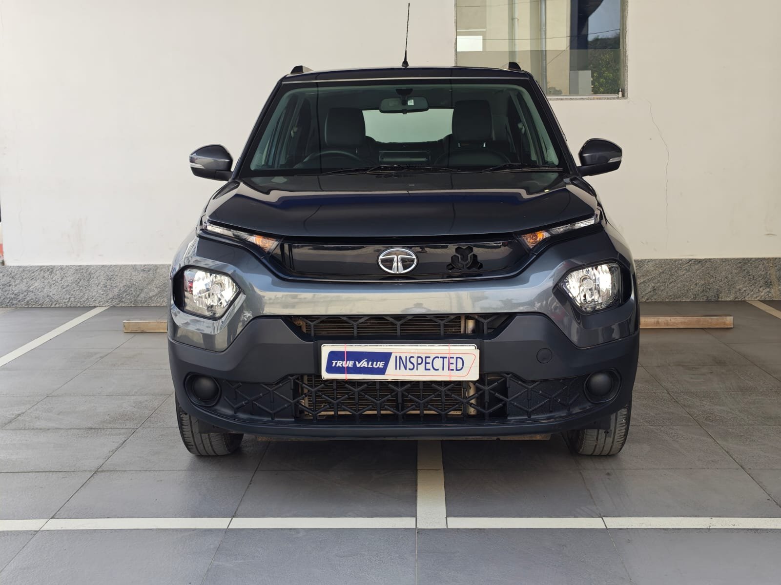 TATA PUNCH ADV 1.2 PET MT